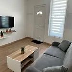 Maison De Ville Avec Jardin